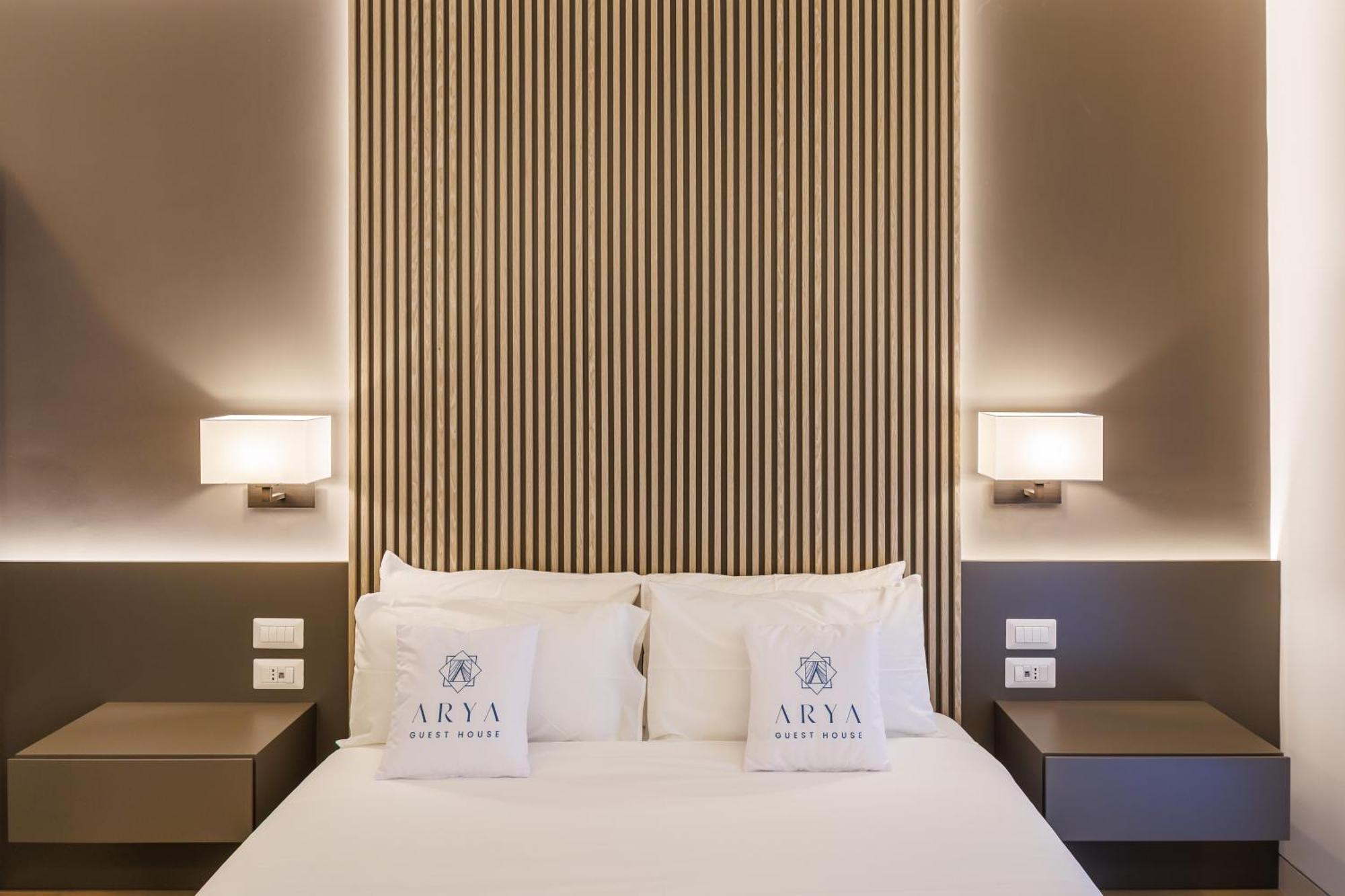 Guest house Arya
