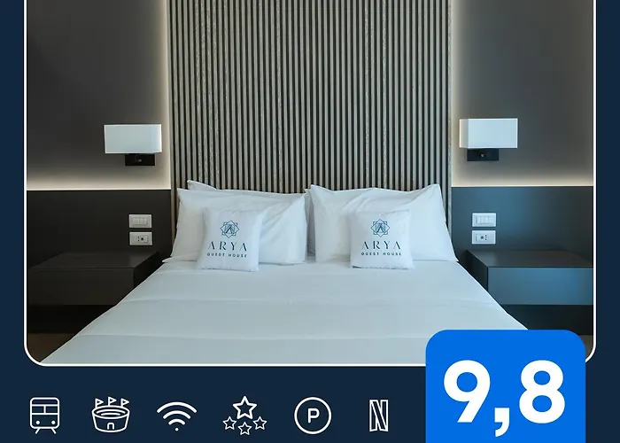 Arya Guest House
